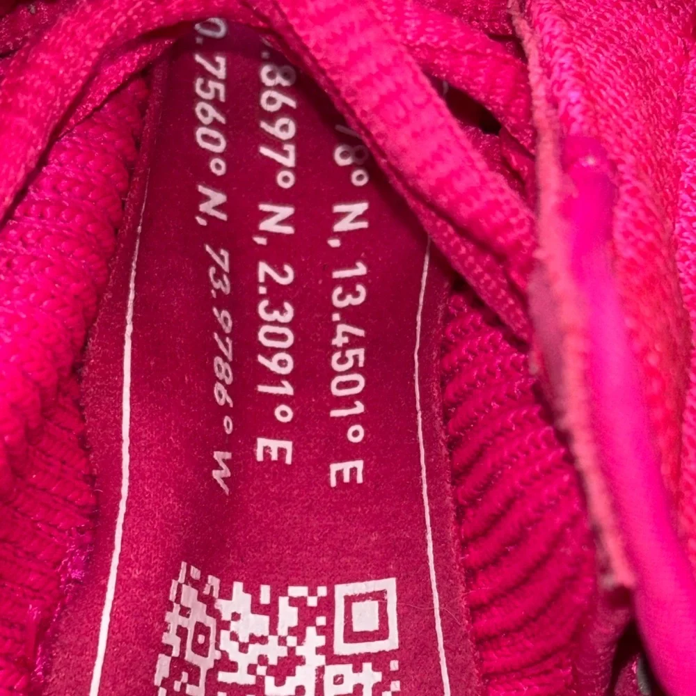 Adidas Adult Vibrant Pink Sneakers sz 8 - Picture 7 of 8